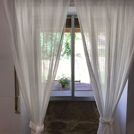 Hétvégi ház O Lagar Do Bani