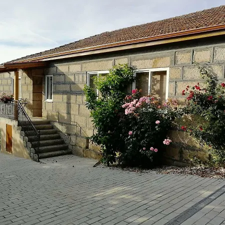 Hétvégi ház O Lagar Do Bani